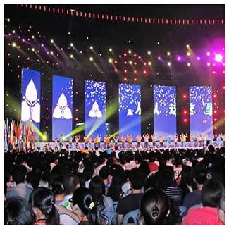 P10.4 Outdoor Curtain LED DISPLAY