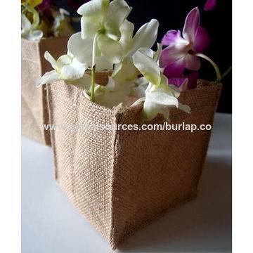 Plastic Inside Jute Hessian Burlap Flower Pots Natural With Customized Logo 4'*4'*4' Square