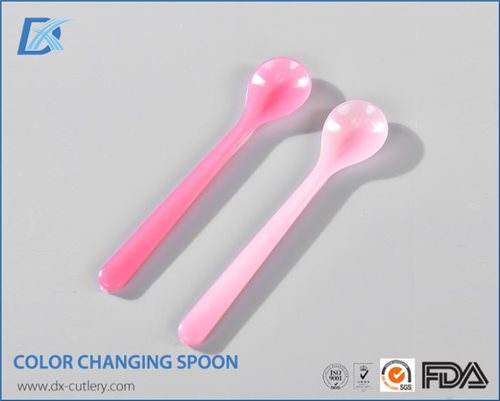 Color Changing Pink Infant Frozen Yogurt Spoon
