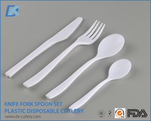 Modern Premium Plastic Cutlery With Long Spoons