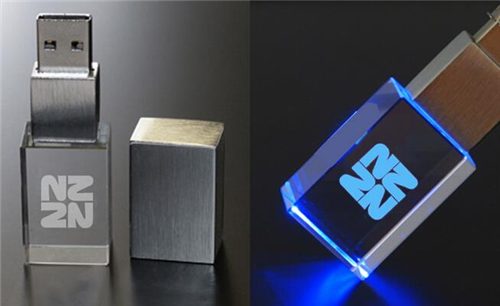 Personalized Crystal Glass Usb Flash Drive With Blue Led Light