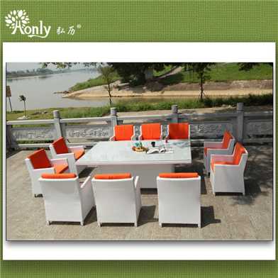 Aluminum Rattan Rectangle Dining Table and Chairs Set