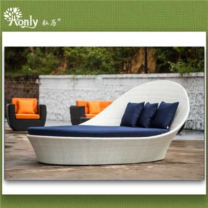 Hotel Outdoor Furniture Aluminum Rattan Daybed
