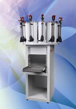 Manual paint dispenser