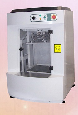 Manual clamping paint shaker