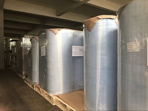 Multi-layer co-extrusion barrier film for food packing