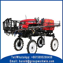 Small self propelled sprayer