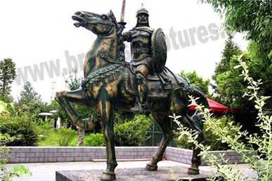 Large Outer Art Standing Knight Bronze Contemporary Sculptures