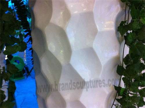 Large Handcraft Fiberglass Planters Sculpture As Balcony Decoration