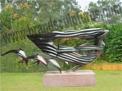 Outdoor Patio Designs Modern Figure Stainless Steel Sculpture