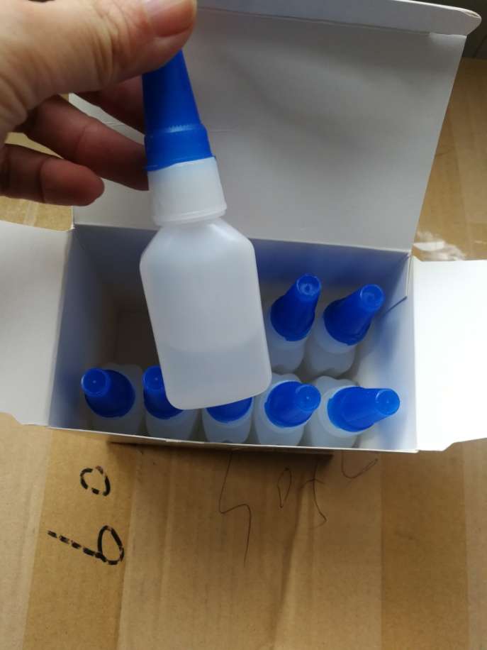 Different types of Instant Adhesive picture