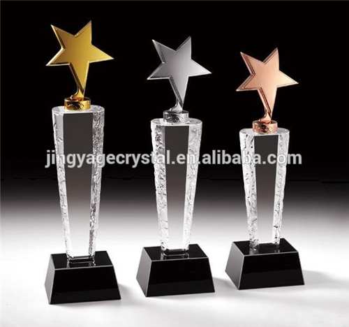 Metal Star Crystal Trophy With Black Base