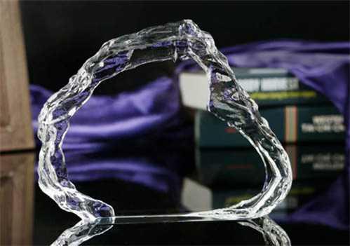 SWAROVSKI Horizontal Crystal Iceberg Plaque