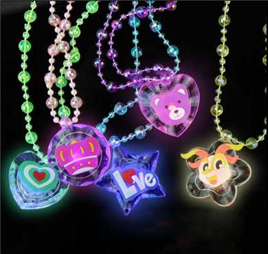 Funny LED Flashing Crystal Necklace Great For Parties And For Halloween