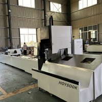 Pipe laser cutting machine